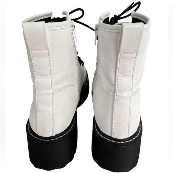 Madden Girl White Combat Boots with Black Laces, WOMENS SIZE 8 - Picture 3 of 5